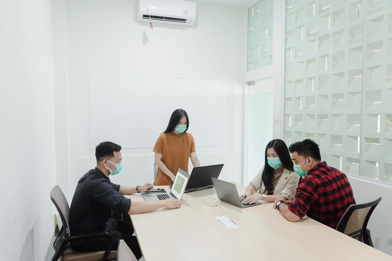 Social Hub By Twospaces Джакарта Екстер'єр фото